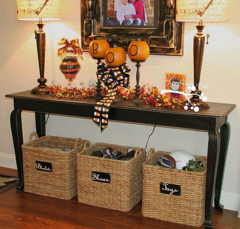 Console-table-fall-decor-ideas-02-1-kindesign