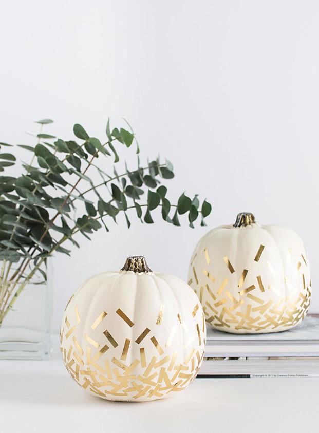 Diy-gold-confetti-pumpkins