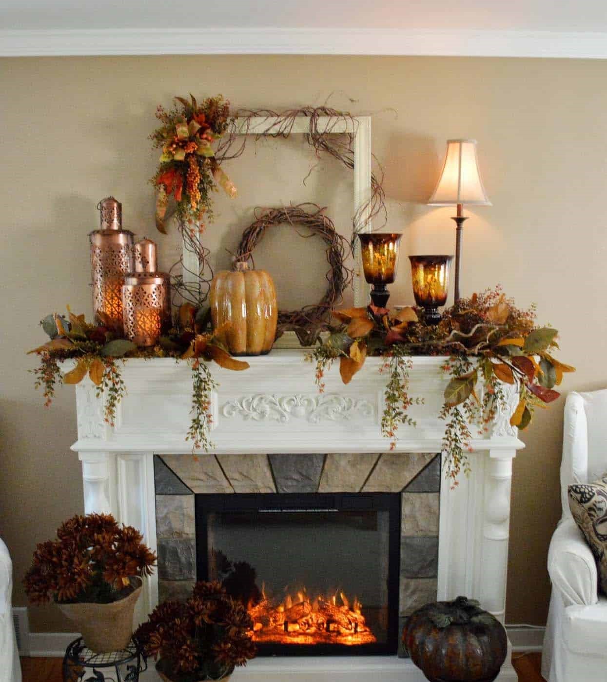 Fall-decorating-ideas-fireplace-mantel-05-1-kindesign