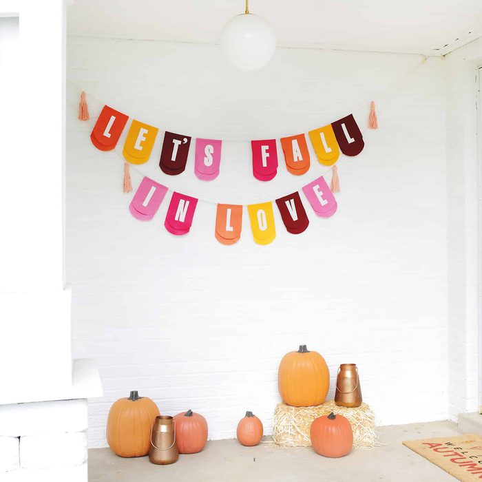 Fallcrafts_garland