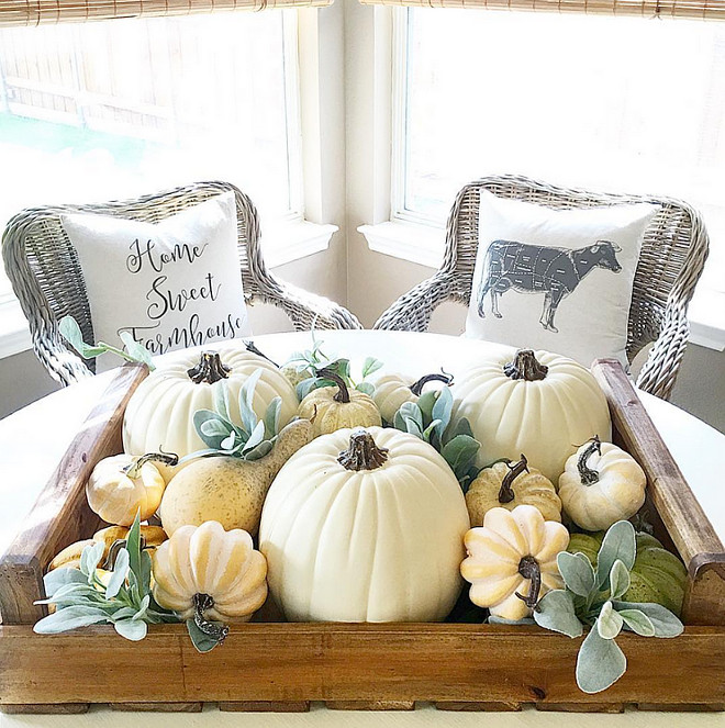 Famrhouse-fall-decor.-i_heart_home_design-via-instagram.