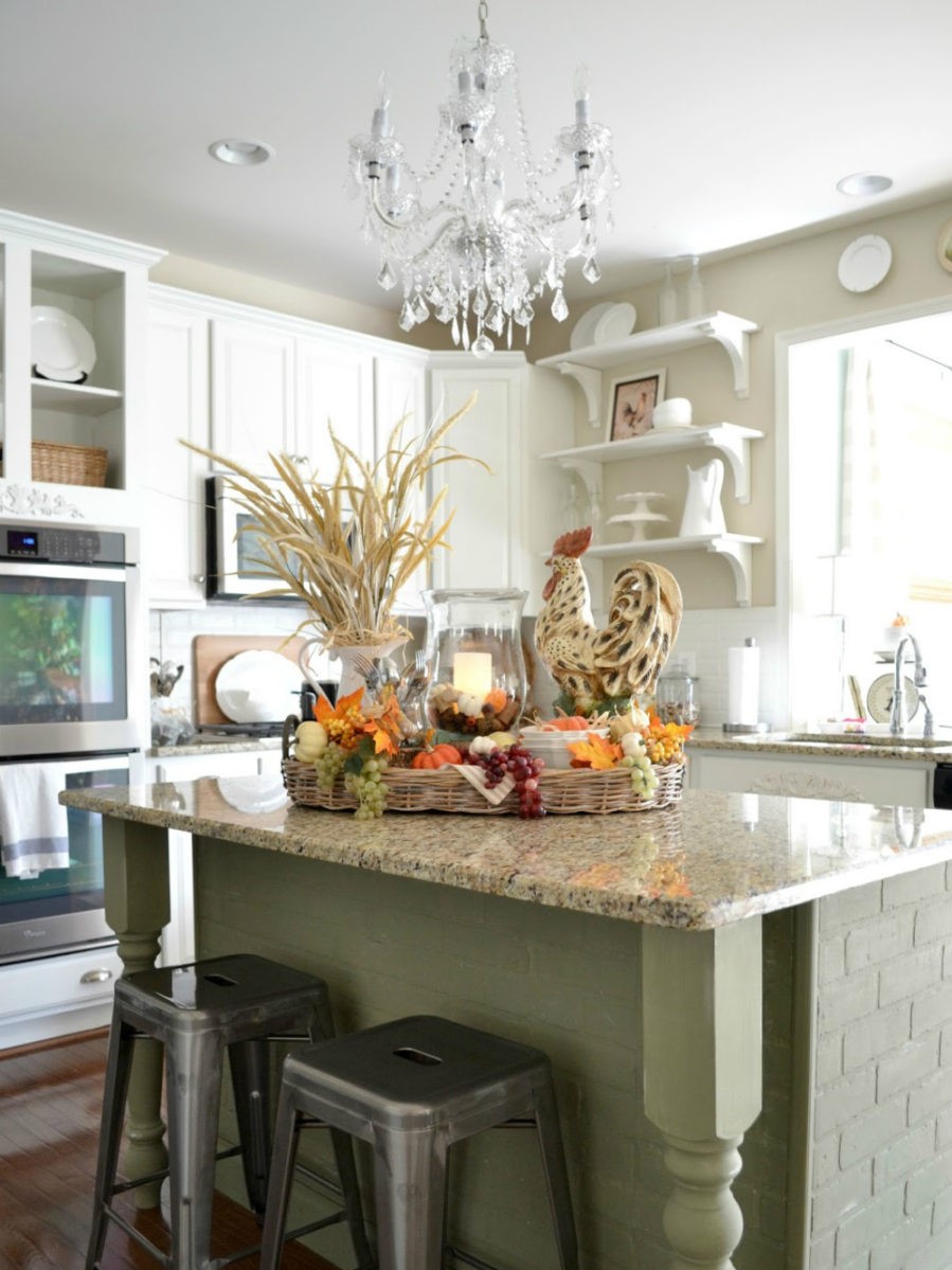 Kitchen-island-fall-centerpiece-900x1351-1