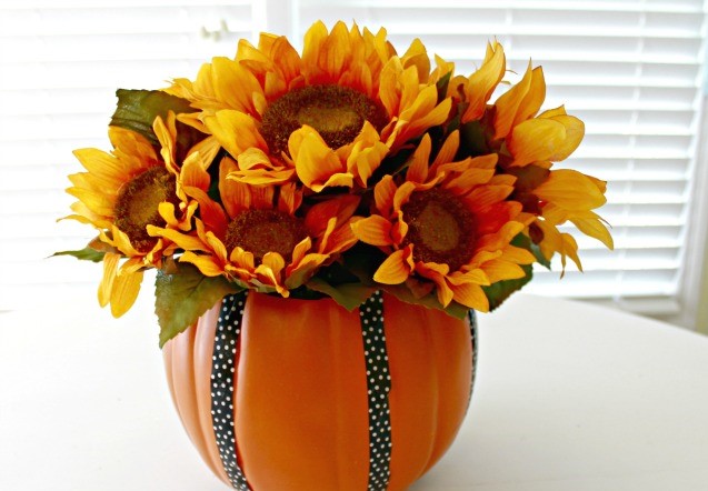 Make-a-foam-pumpkin-vase