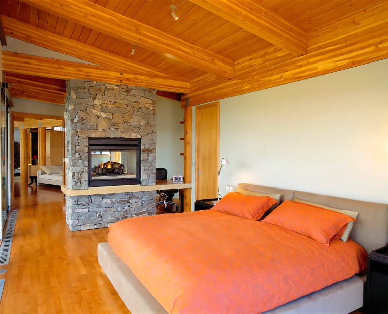 Master-bedroom-92
