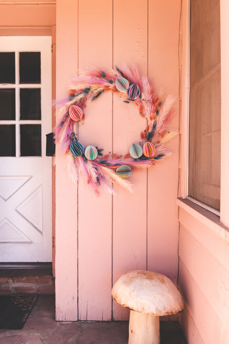 Michaels-easter-honeycomb-dried-flowers-wreath-23-of-23