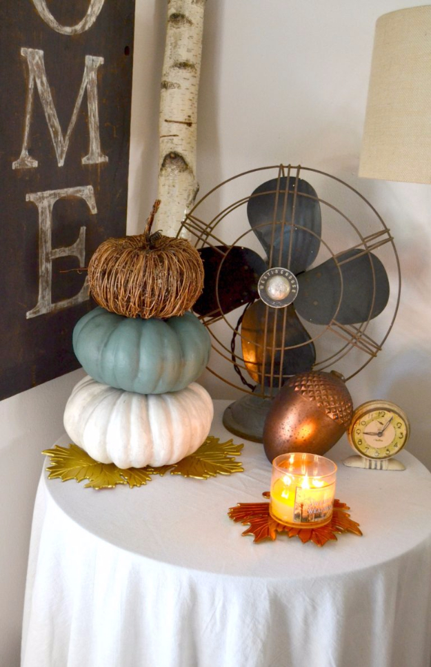 Neutral-pumpkin-decor