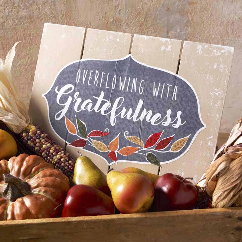 Overflowing-with-gratefulness-fall-sign