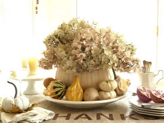 Thanksgiving-fall_-autumn_-white_-pumpkin_-centerpiece_-and_-decorating_-ideas__30-1