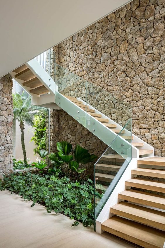 A-mini-indoor-garden-under-the-stairs-is-a-gorgeous-refreshing-feature-to-bring-some-outdoors-inside
