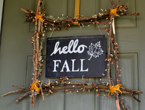 Awesome-diy-fall-signs-for-indoors-and-outdoors12-500x418-1