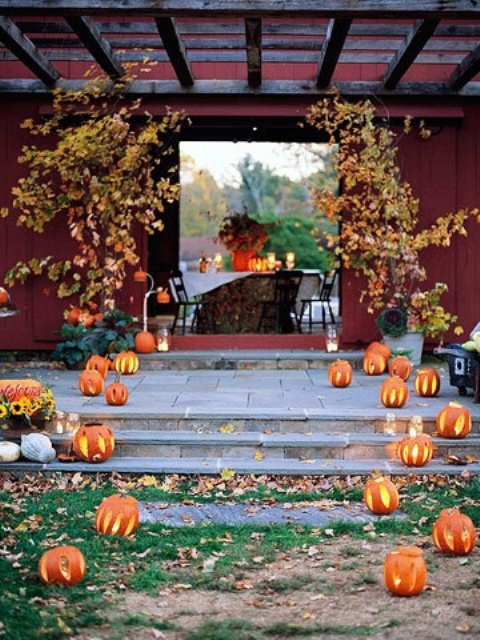Awesome-outdoor-fall-wedding-decor-ideas-18