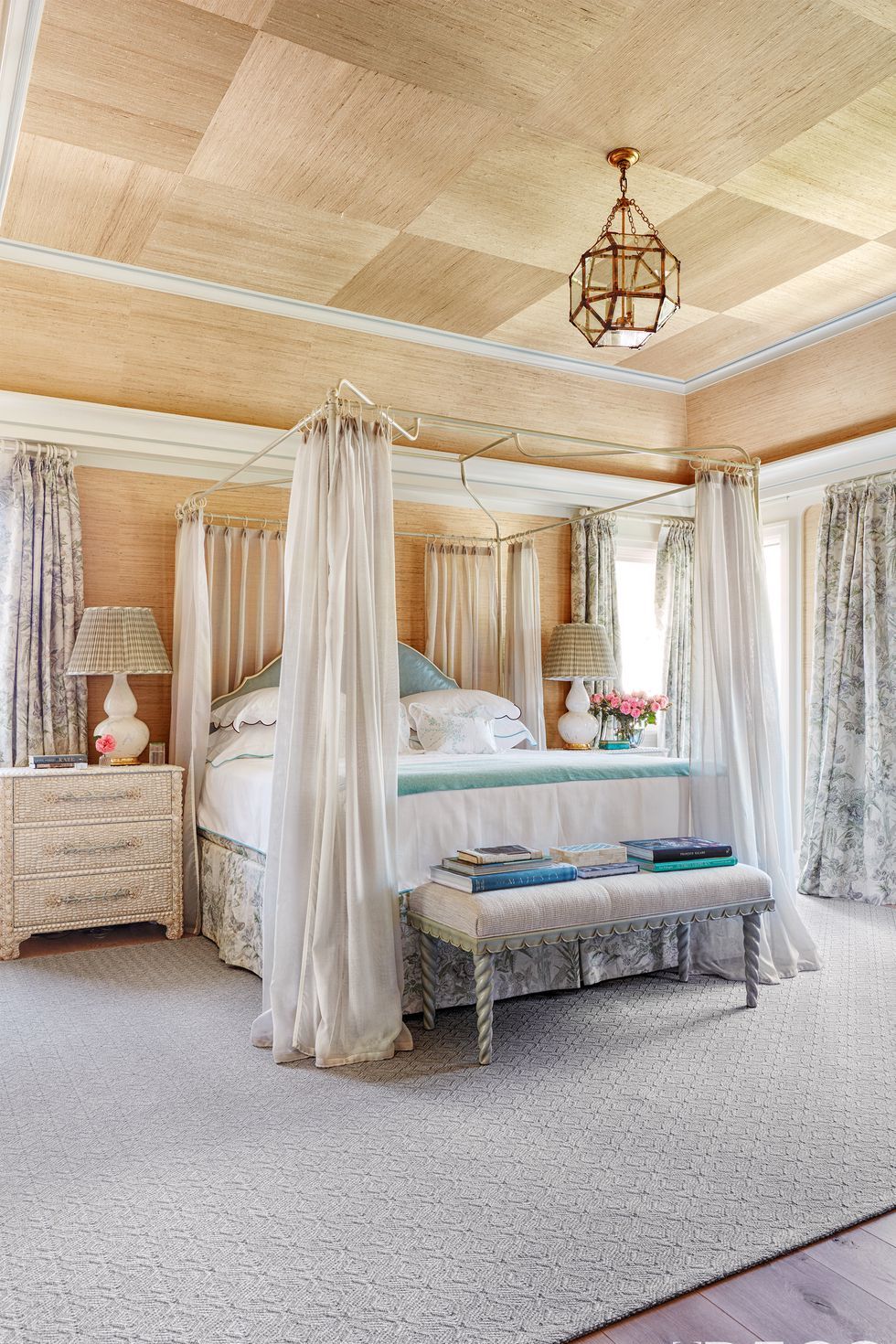 Bedroom-ceiling-ideas-7-1549491958