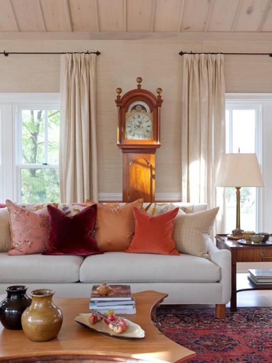 Cozy-and-inviting-fall-living-room-decor-ideas-6-554x739-2