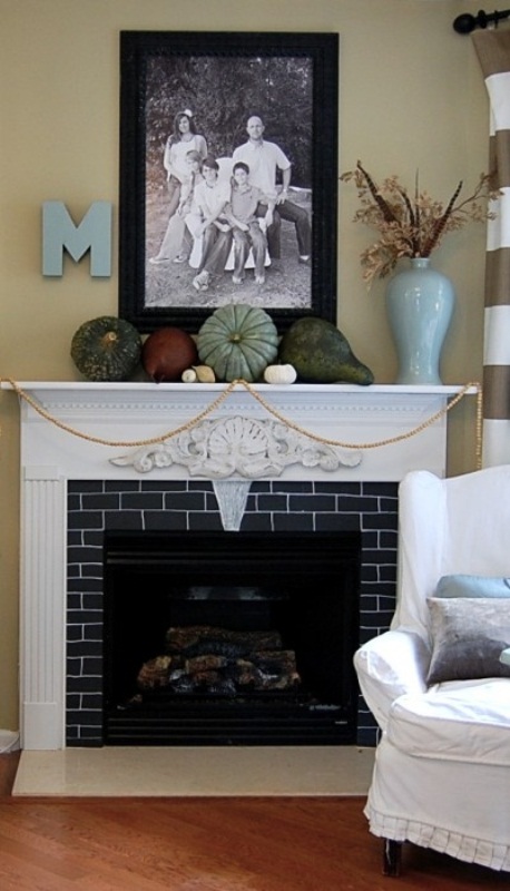 Exciting-fall-mantel-decor-ideas-34