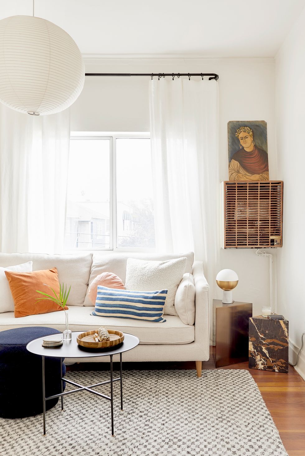 Fall-decorating-ideas-designed-by-jess-bunge-for-ehd-photo-by-sara-tramp-2-1560789273