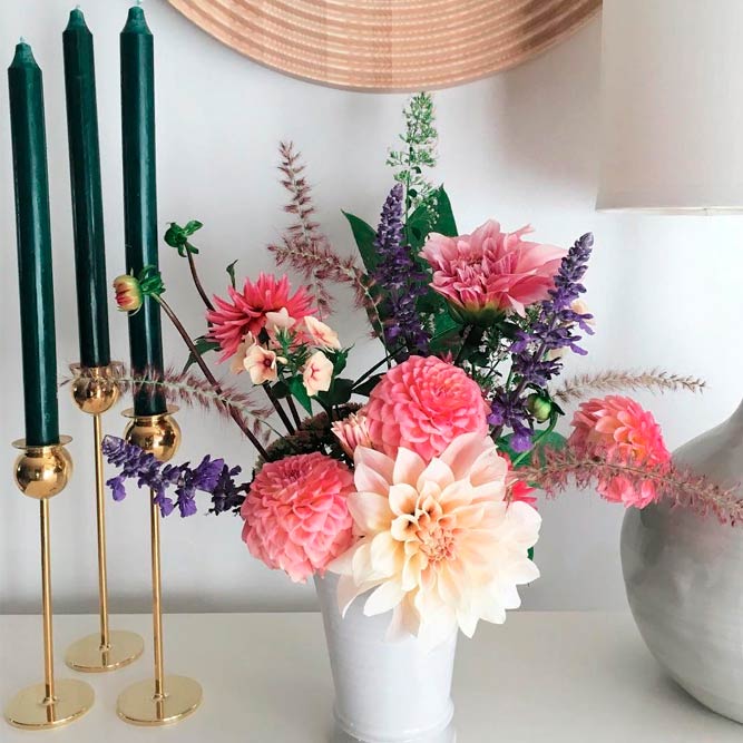 Fall-decorations-ideas-autumnal-flowers-arrange-flowers