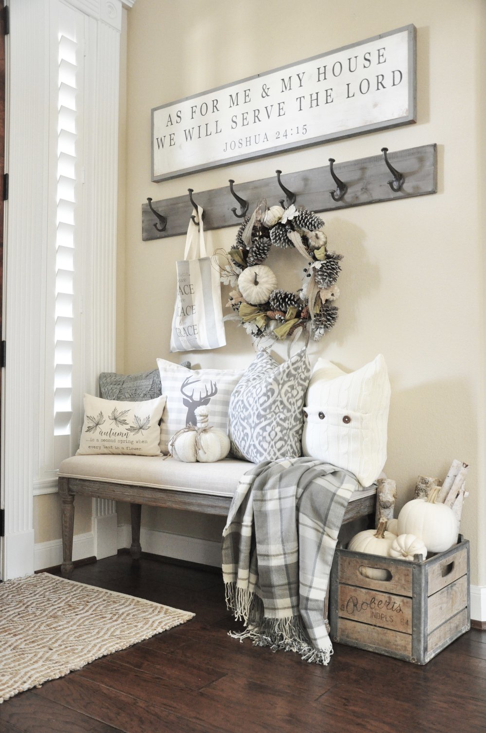 Fall-entryway-decor-ideas-min
