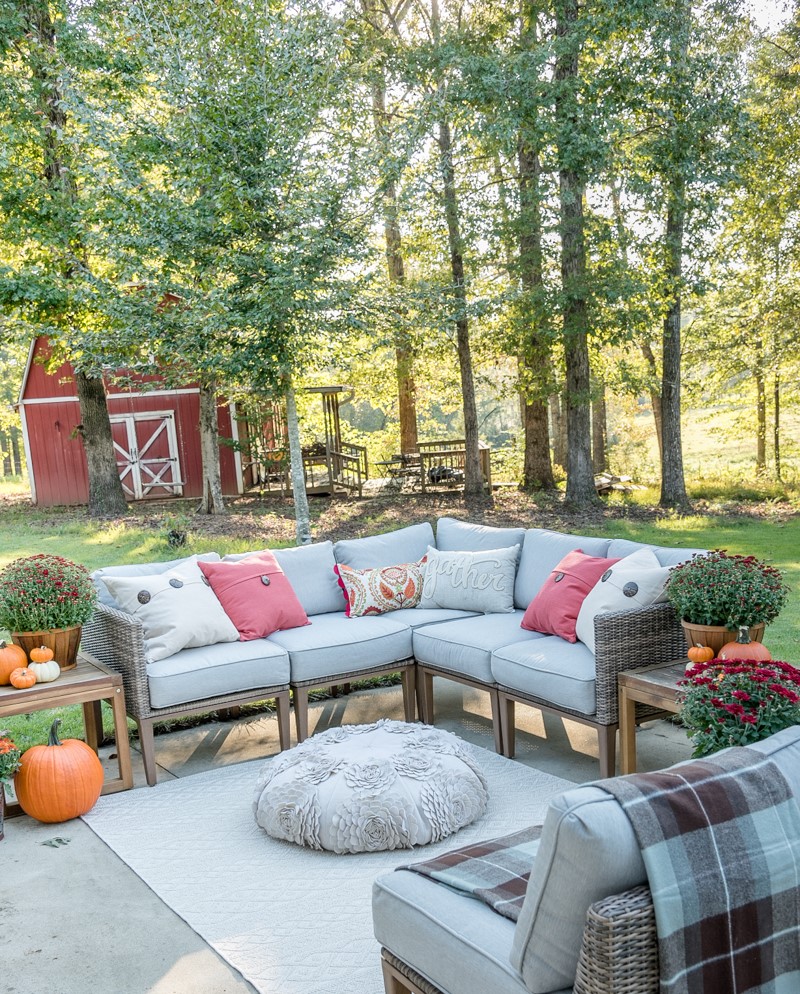 Fall-outdoor-patio-4