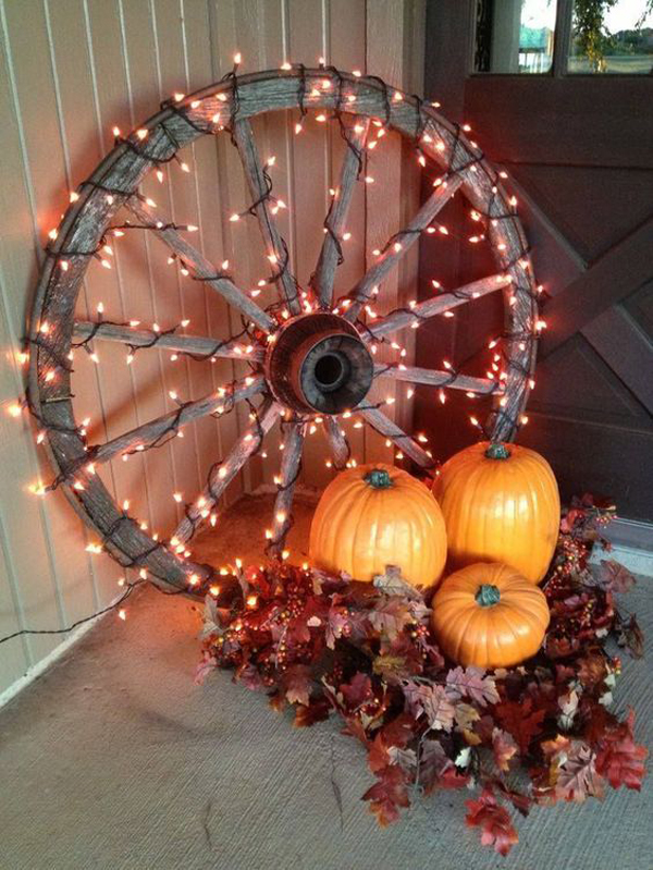 Fall-porch-lighting-with-string-lights
