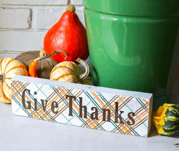 Fall-sign-give-thanks-1