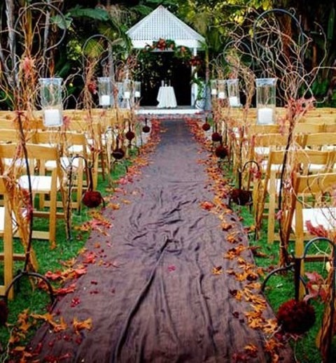 Fall_wedding_aisle_06