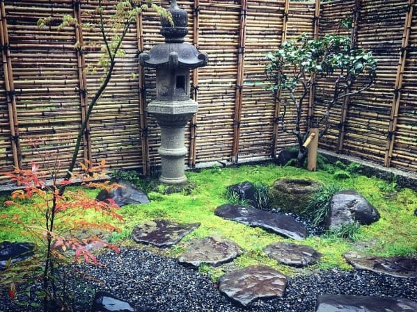 Nice-bamboo-fence-backyard-ideas