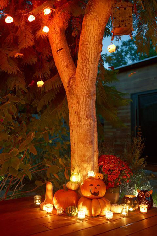 Outdoor-fall-decor-with-lighting-ideas