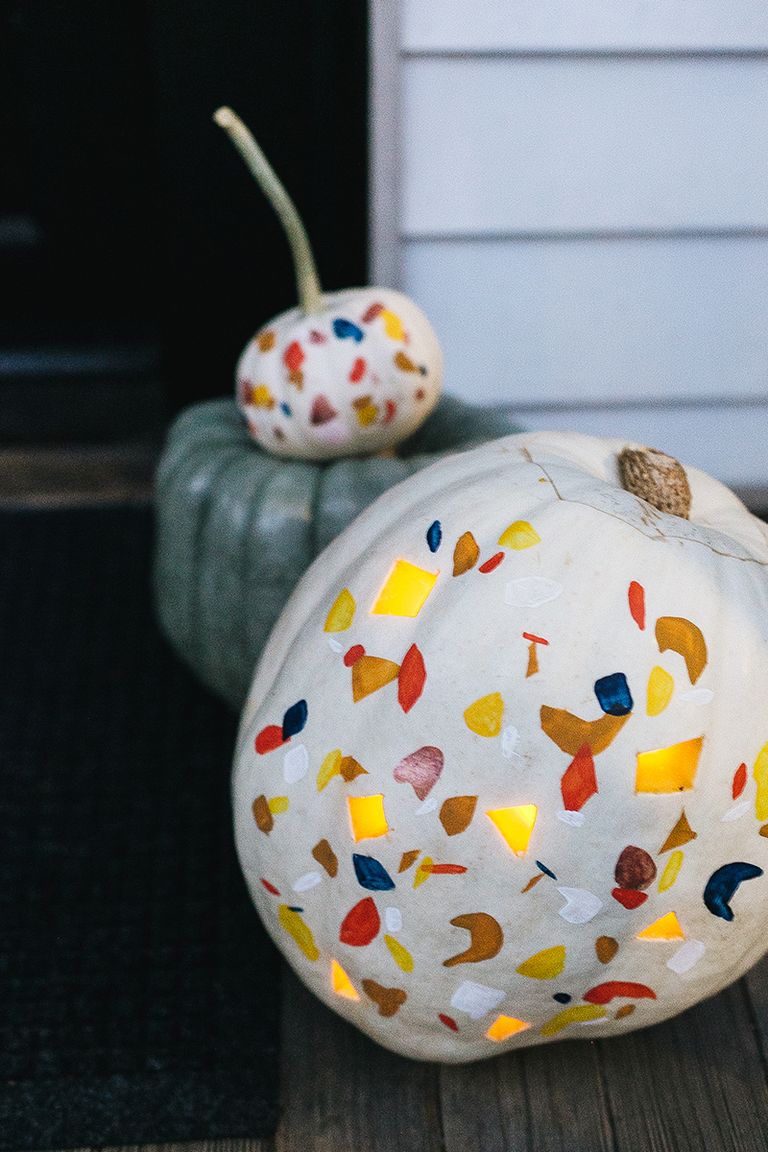 Painted-terrazzo-carved-pumpkin-1560526673