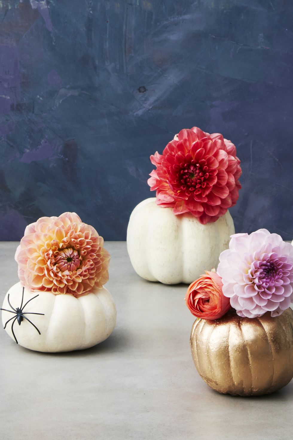 Pumpkin-painting-ideas-pumpkin-pots-1533151584