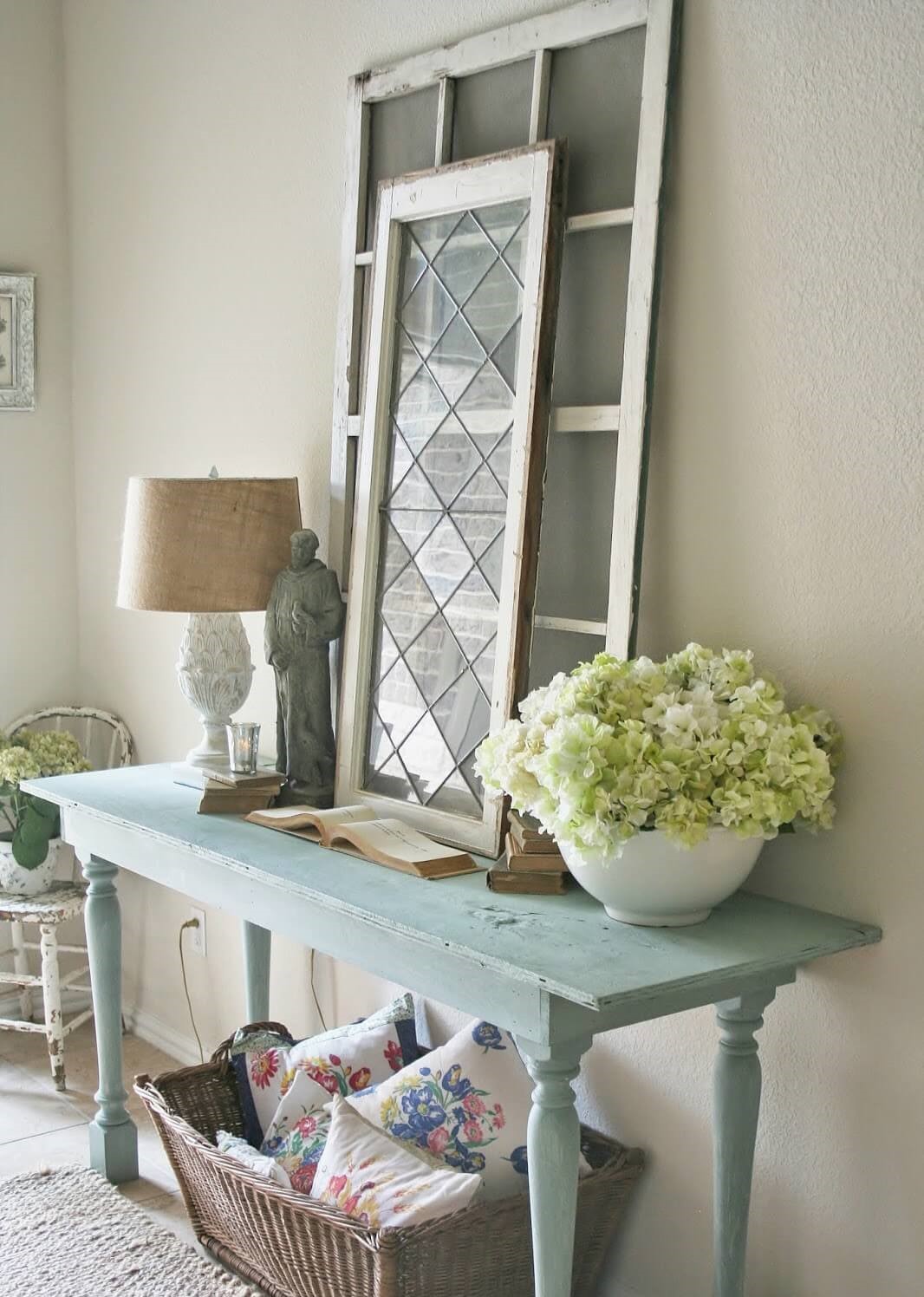 05b-console-table-decorating-ideas-homebnc-v2