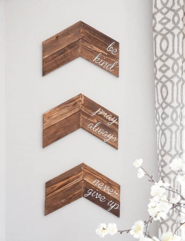 09e-best-diy-wood-craft-projects-ideas-homebnc-v4