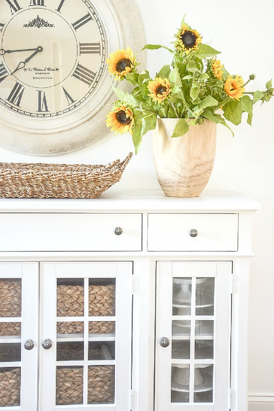 1-1000-faux-sunflowers-in-a-wooden-vase-copy