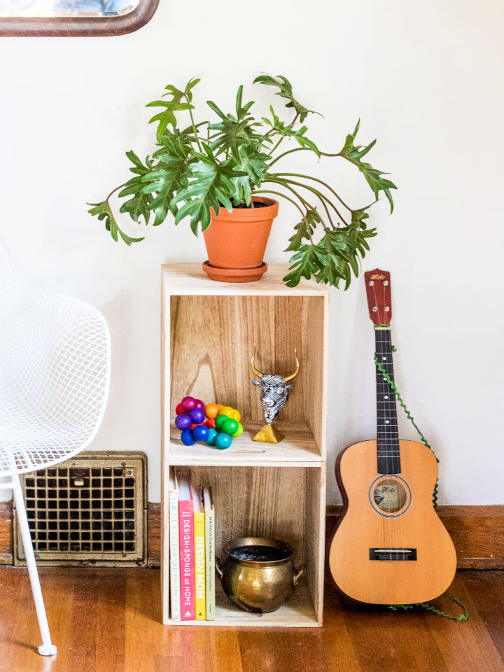 1-small-bookshelf-for-kids