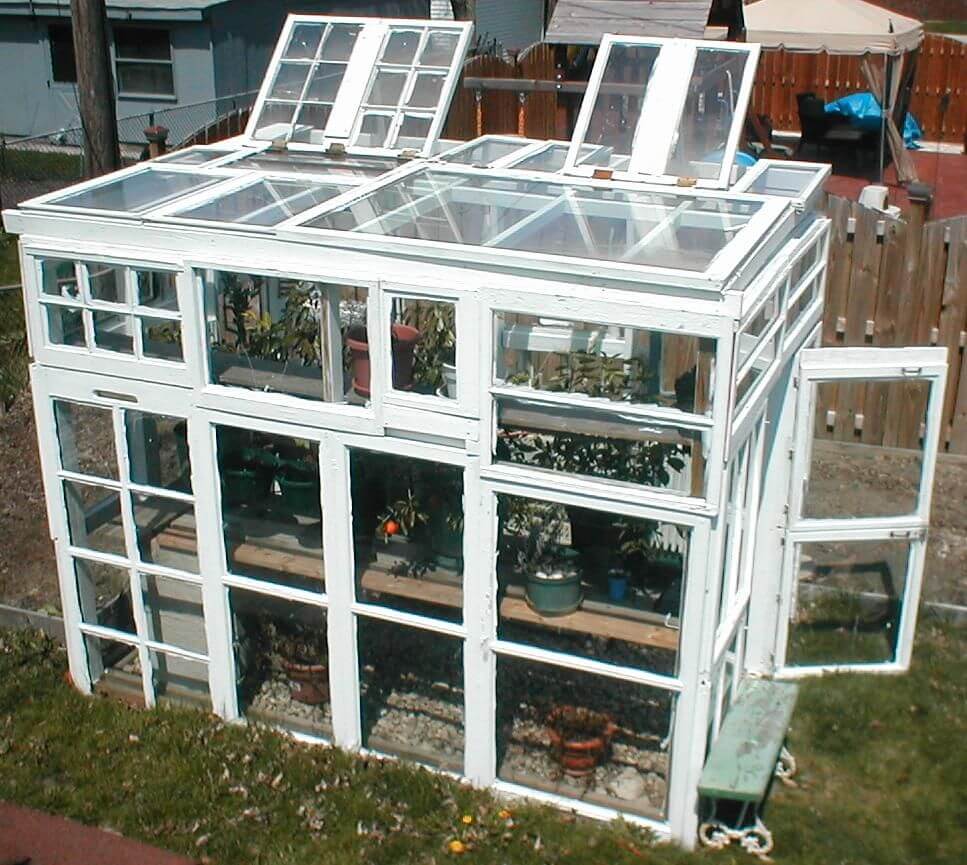 16-diy-green-house-ideas-homebnc