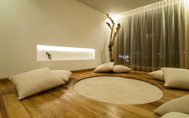 17-sandbox-for-adults-meditation-room-homebnc