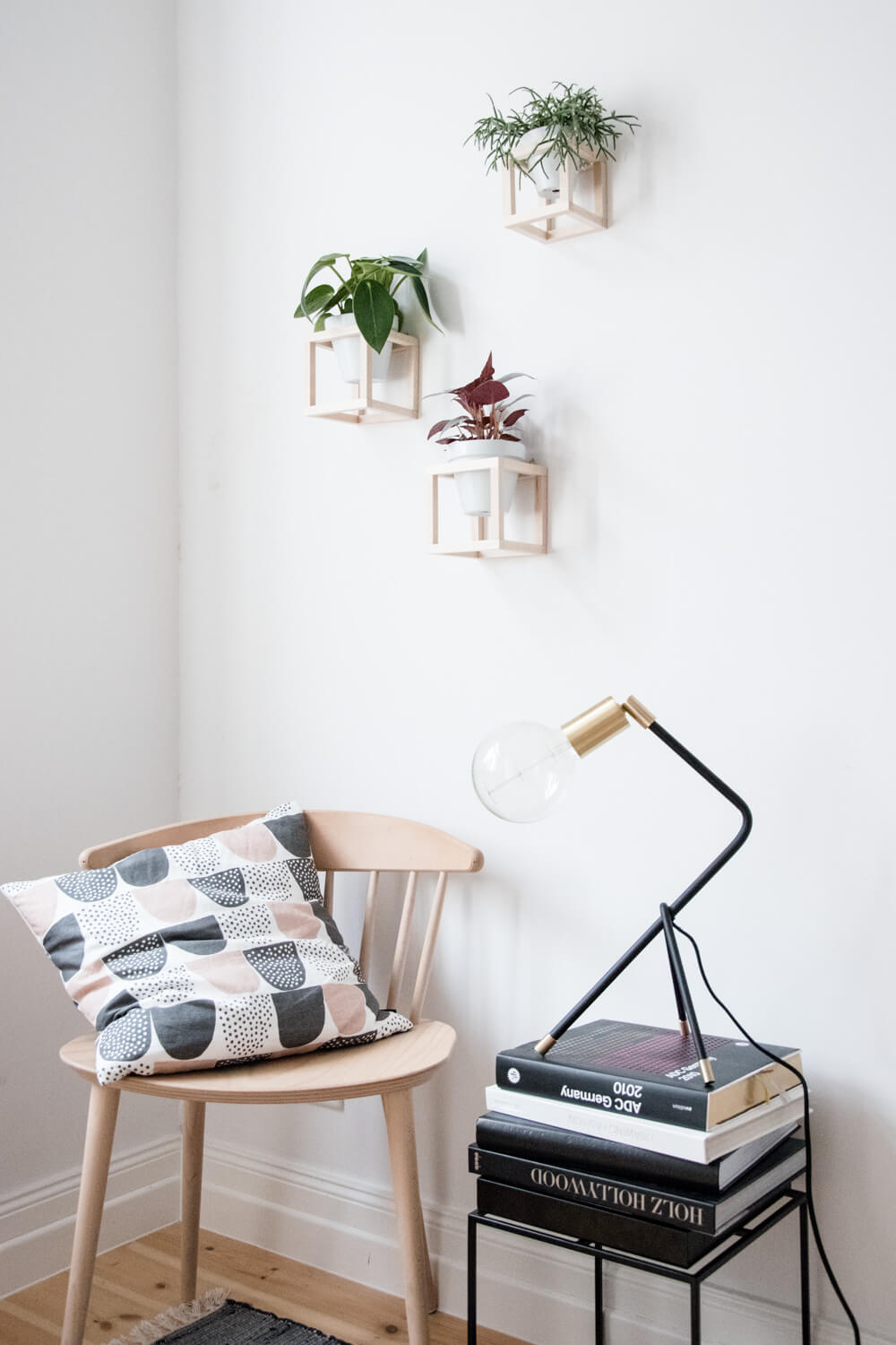 20-diy-wall-hanging-ideas-homebnc