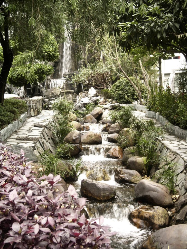 21garden-waterfall-768x1024-1