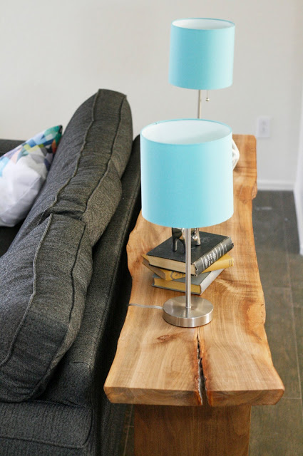 33-ideas-to-use-console-tables-in-interior-decorating-1