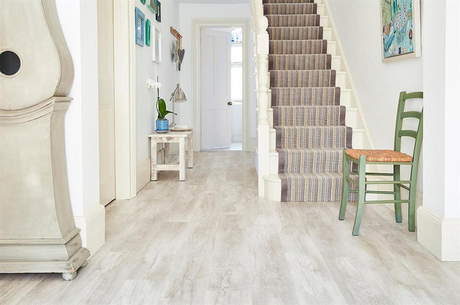 75e1f9b7-348c-40d7-8058-c3431c16c88e-ukflooringdirect_vinyl_hallway-ideas