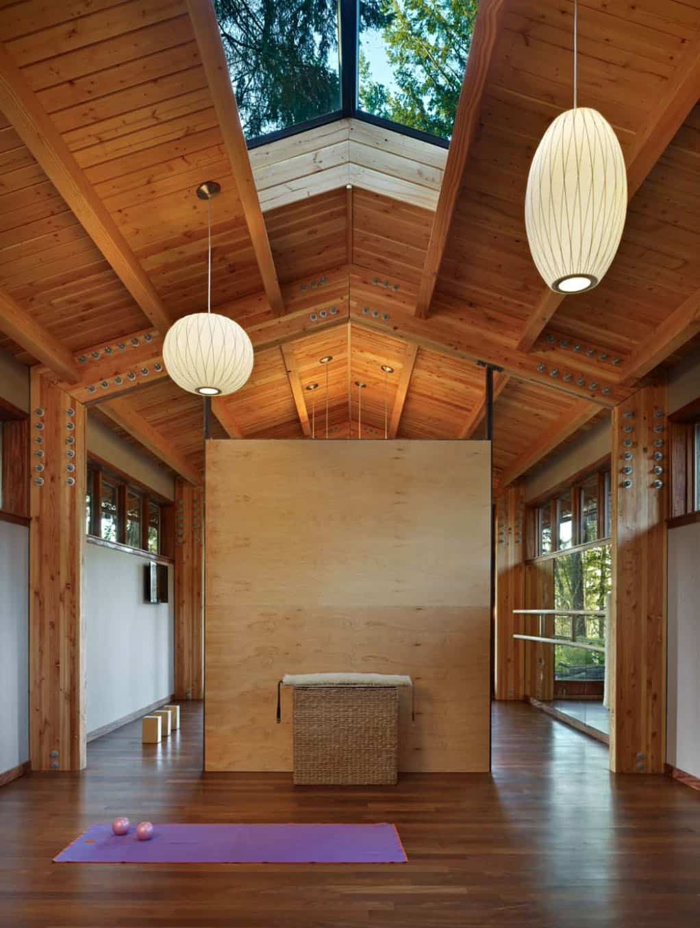 Amazing-yoga-studio-ideas-09-1-kindesign