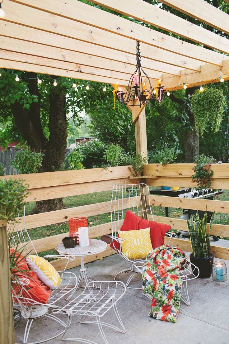 Box-planters-pergola-1