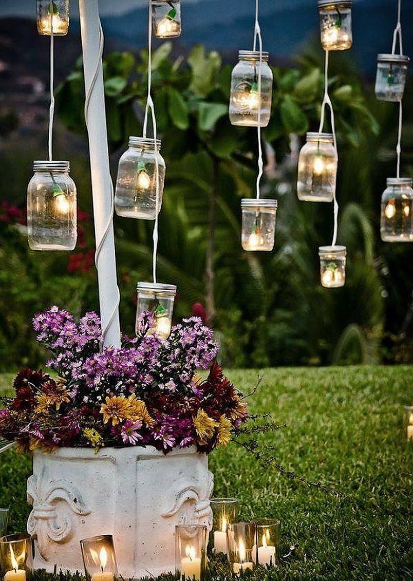 Bulb-lights-in-mason-jar-string.v1-25274