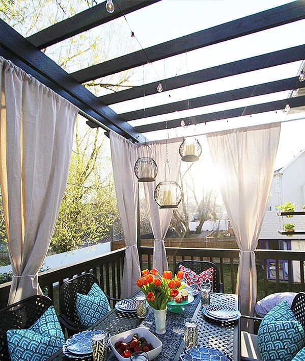 Curtain-clad-pergola-1