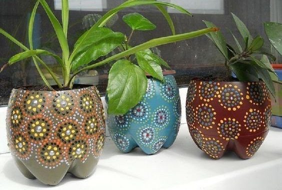 Diy-plastic-bottle-pots-20