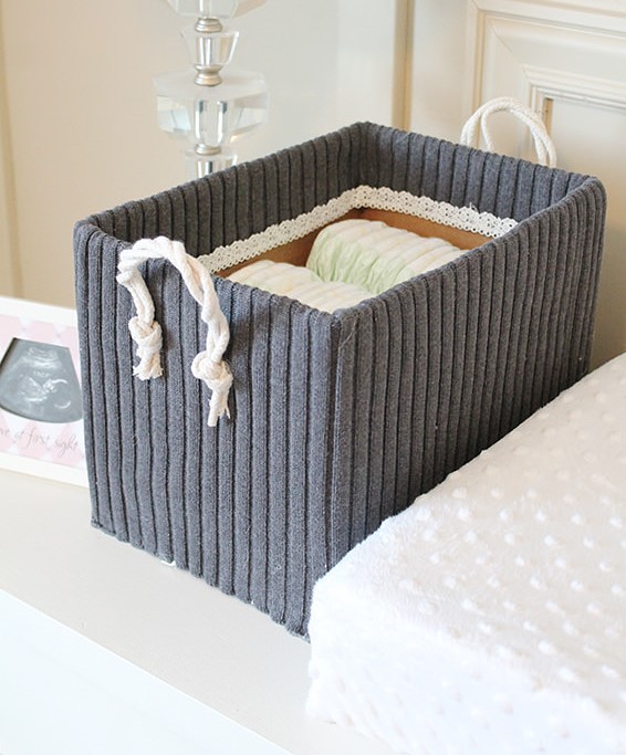 Easy-up-cycled-cardboard-box-storage-projects-21