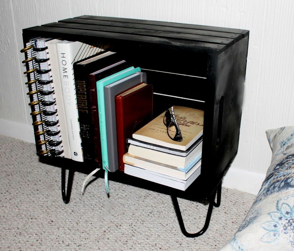 Easy-to-make-small-bookshelf