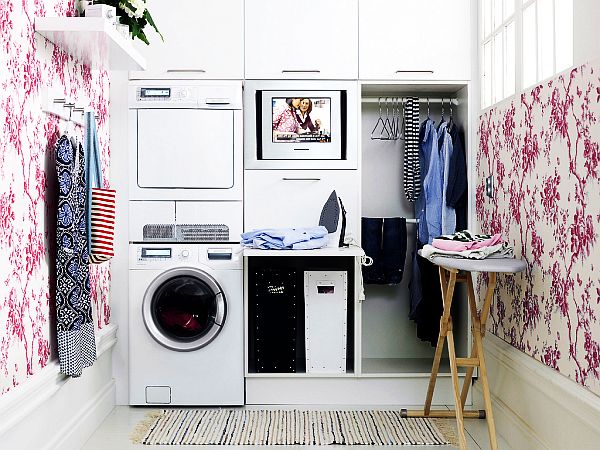Laundry-room-wallpaper