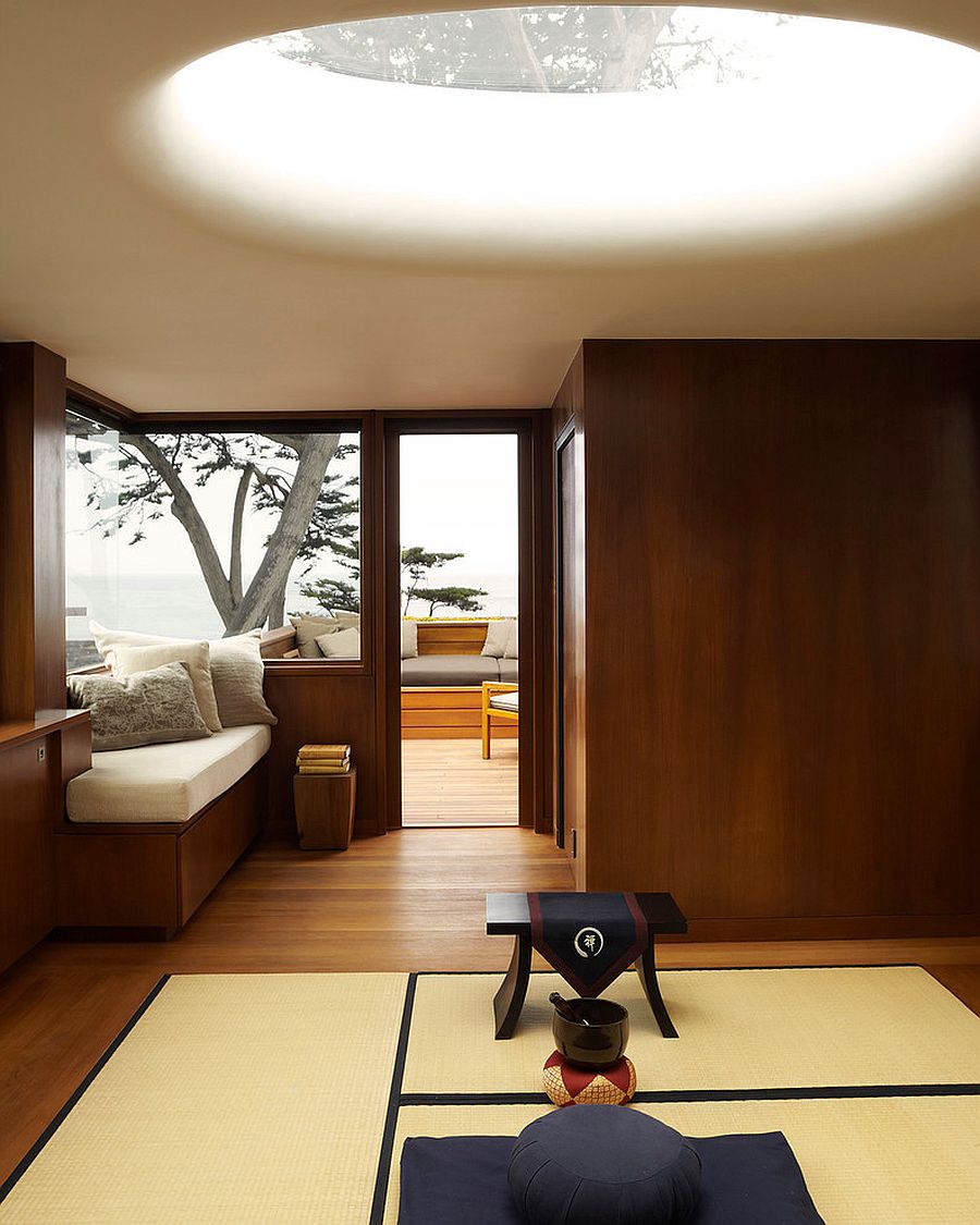 Stunning-use-of-skylight-for-the-asian-style-meditation-room