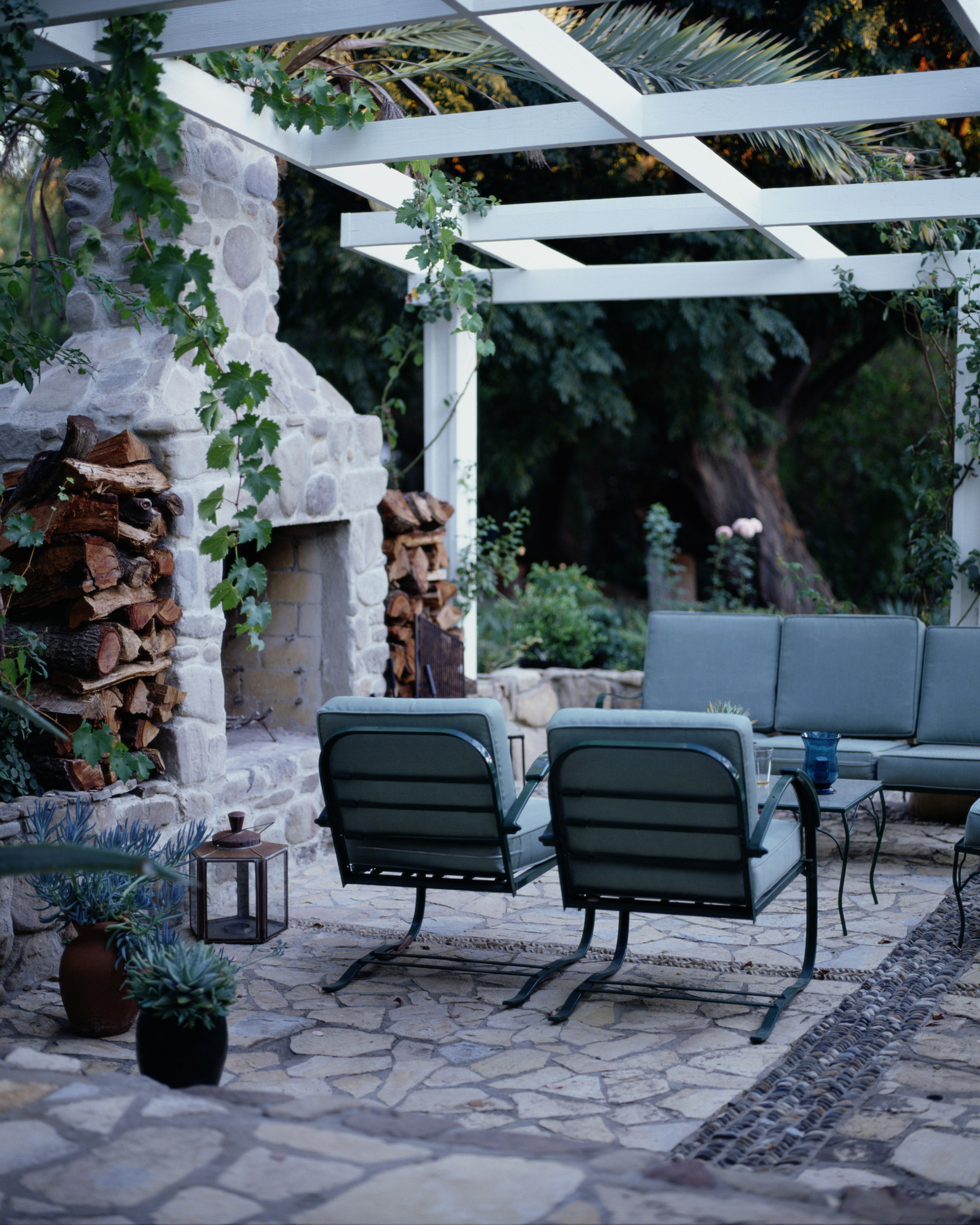 Quaint outdoor room