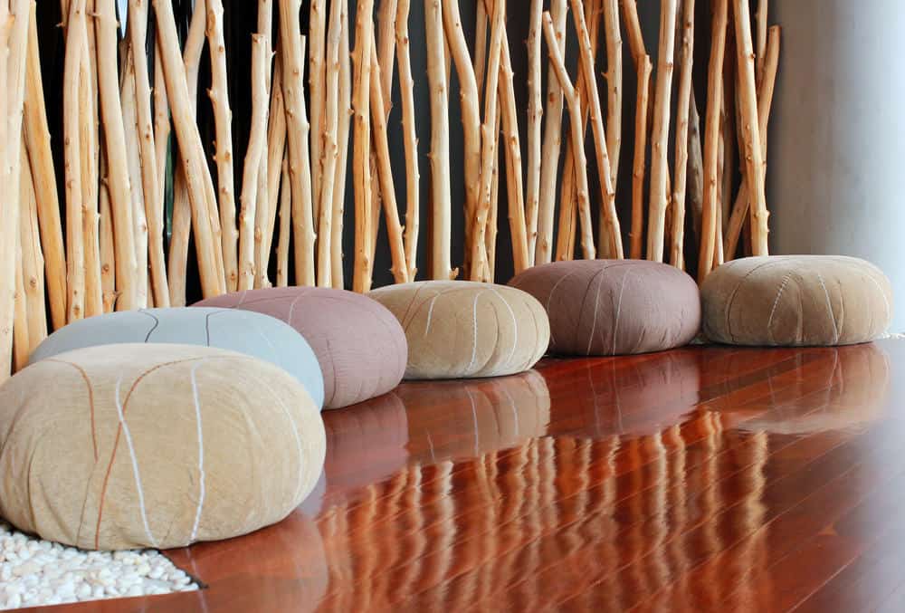 Wood-floor-for-meditation-room-lined-with-cushions